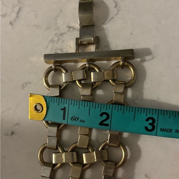 Vintage Chunky Gladiator Gold tone Link Chain Bracelet in Brass - Picture 8 of 11